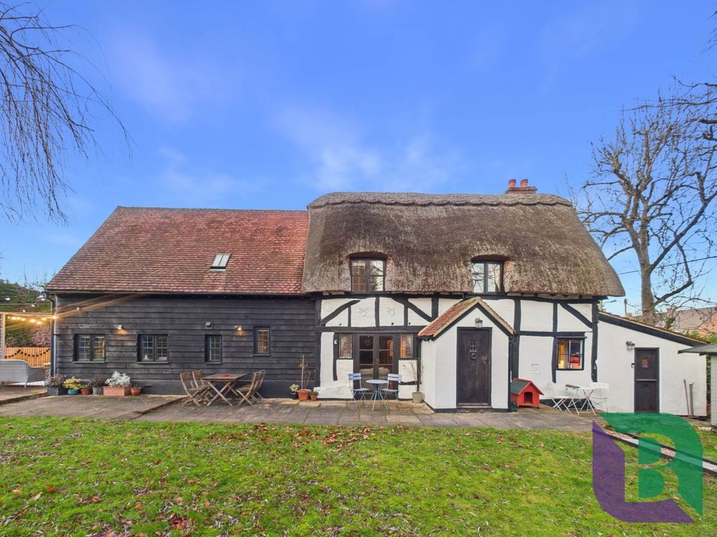 Property photo 1 of 32