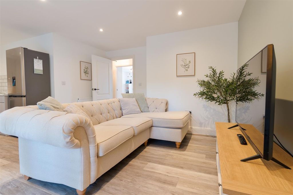 Property photo 3 of 15 Dsc06824-Edit.Jpg