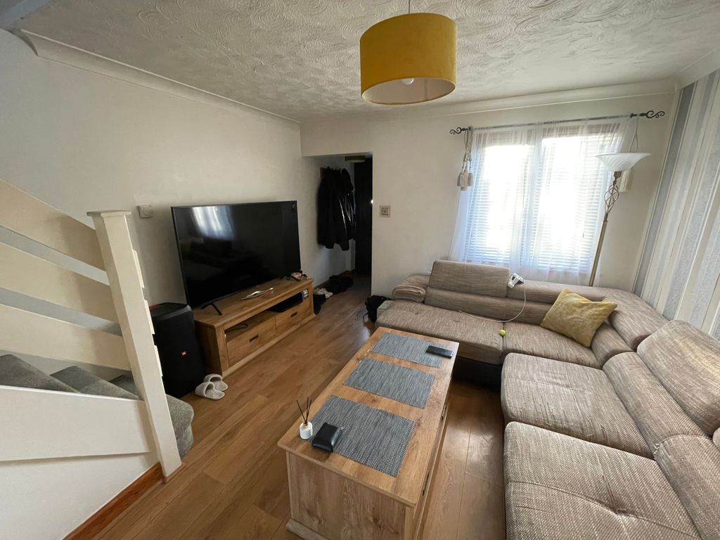 Property photo 2 of 6 2.Jpeg