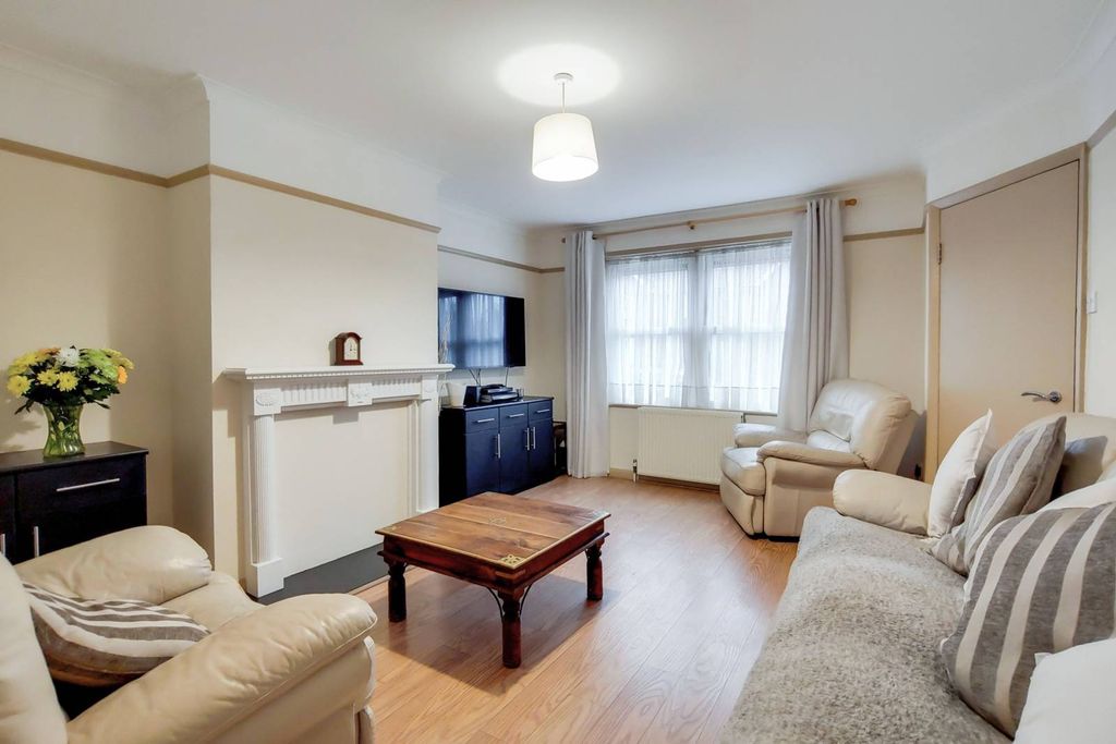 Property photo 1 of 15