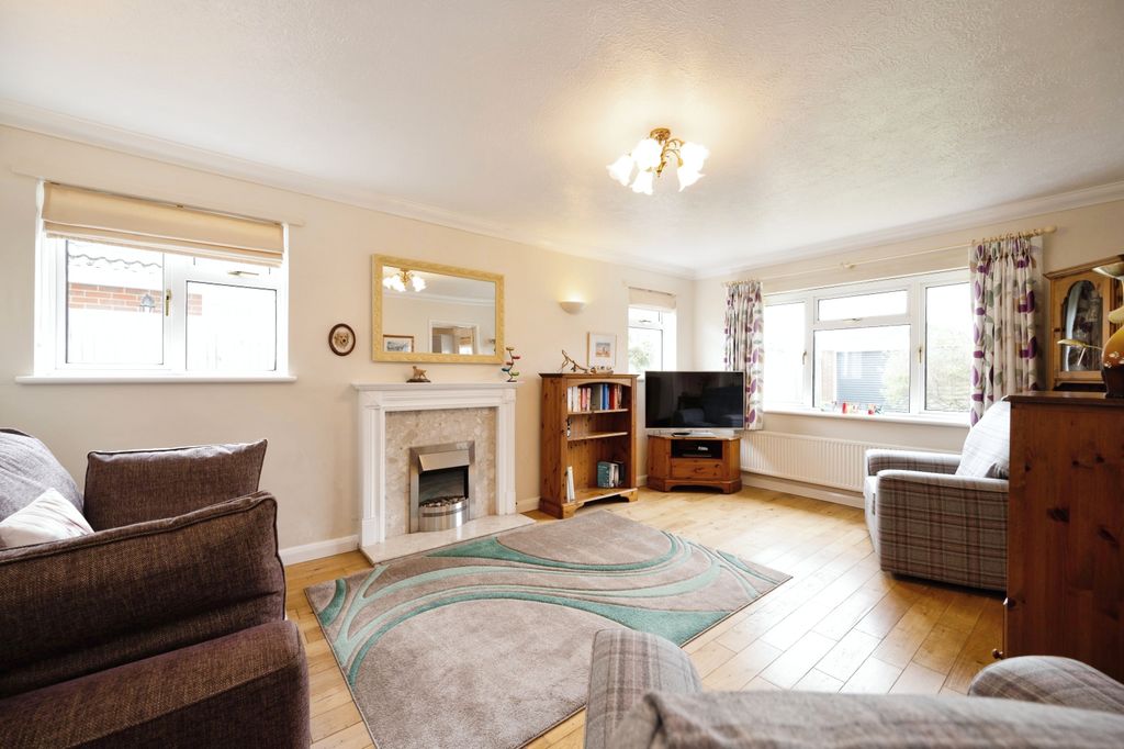 Property photo 2 of 17 Photography