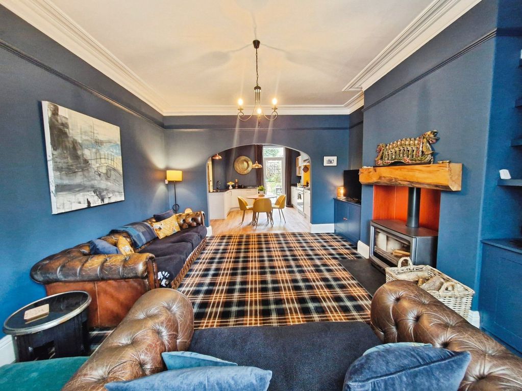 Property photo 3 of 22