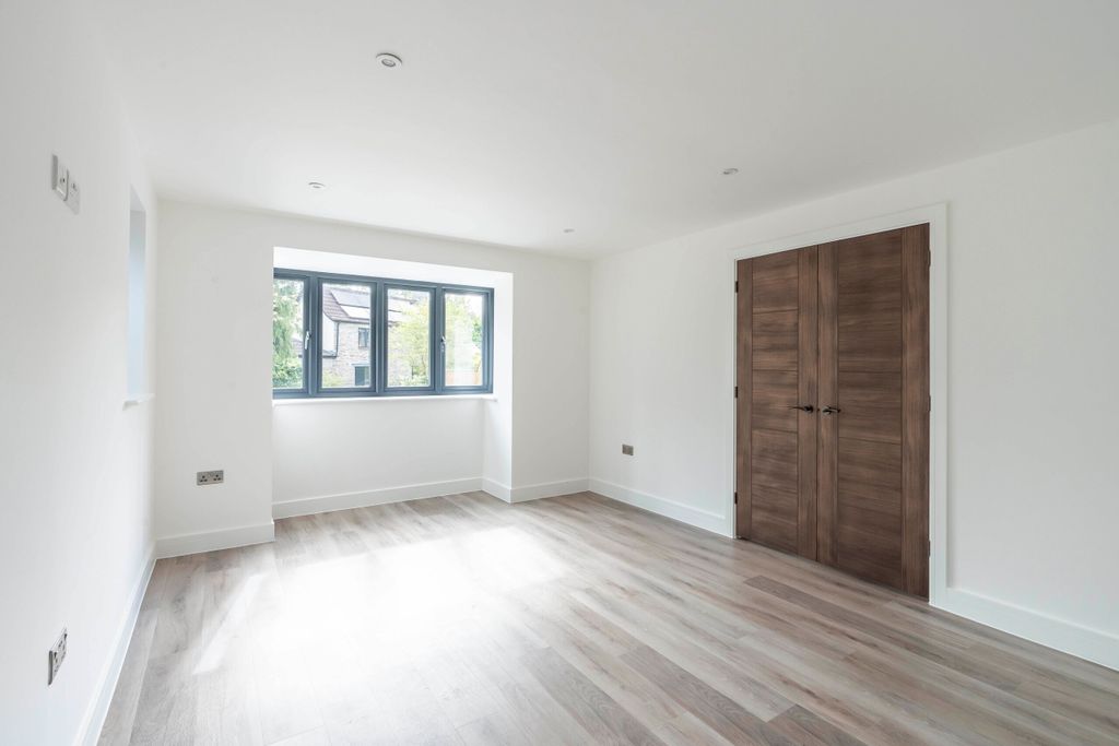 Property photo 3 of 19 Dsc00404-Hdr