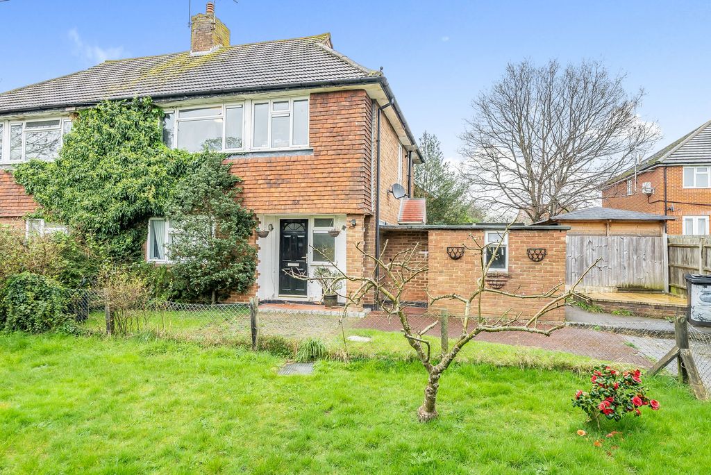 Property photo 1 of 12