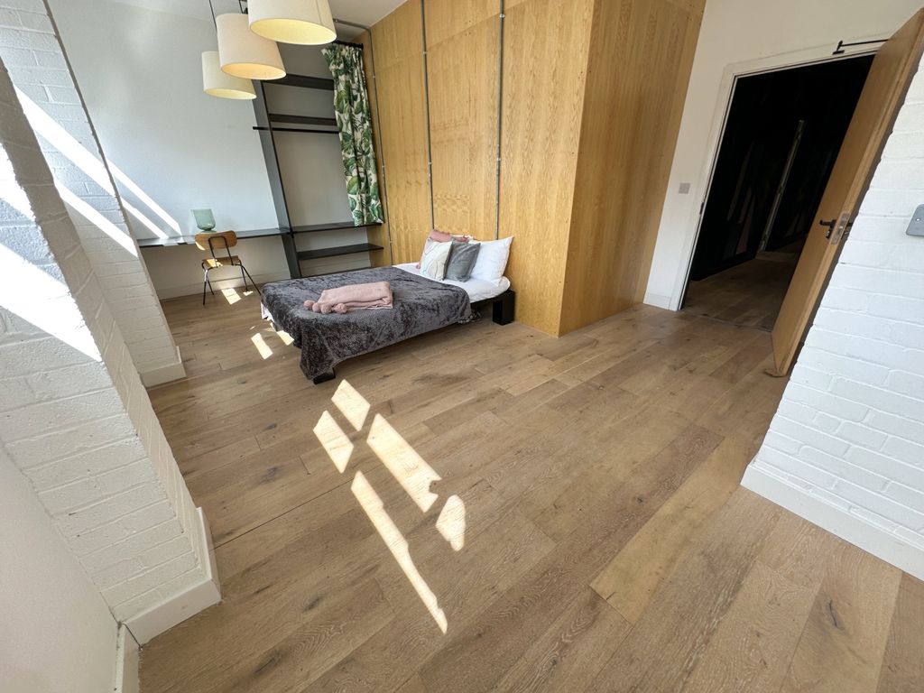 Property photo 1 of 20 8-File_006(3)