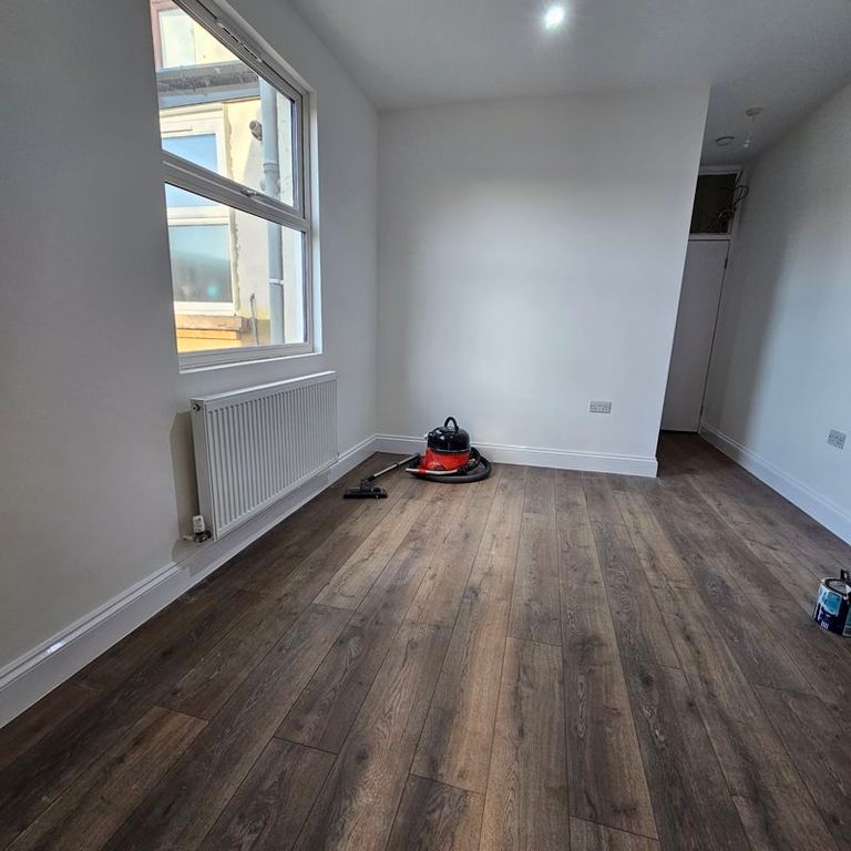 Property photo 3 of 5 Bedroom Two