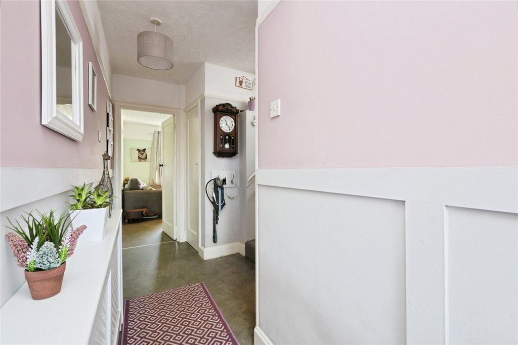 Property photo 3 of 12 Picture No. 10