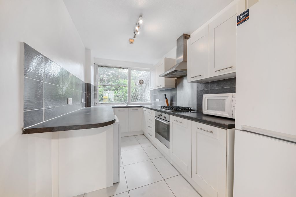 Property photo 3 of 22 6