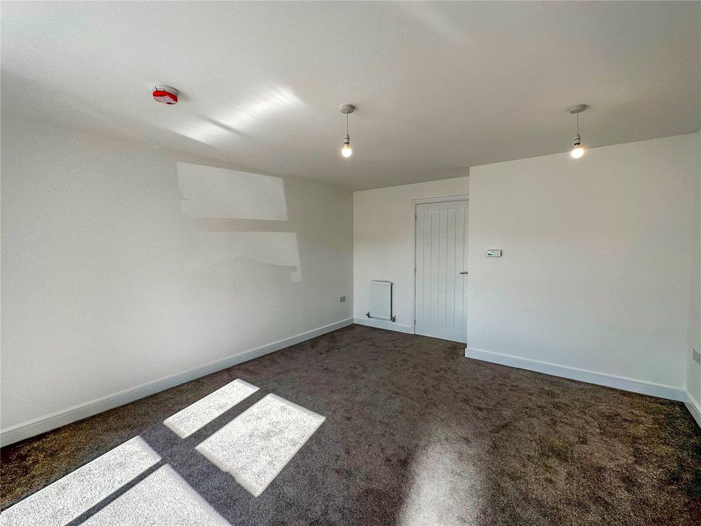 Property photo 3 of 18 Picture No. 22