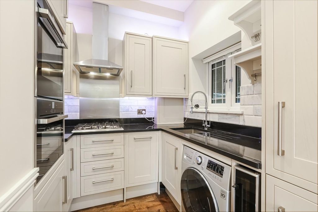 Property photo 2 of 12 4.Jpg