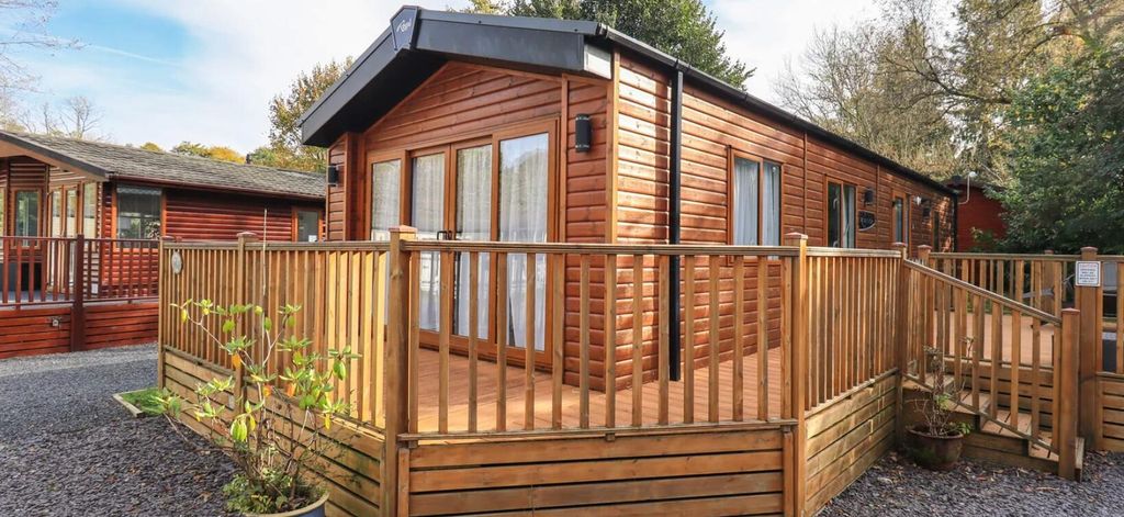 Property photo 1 of 14 Main Photo