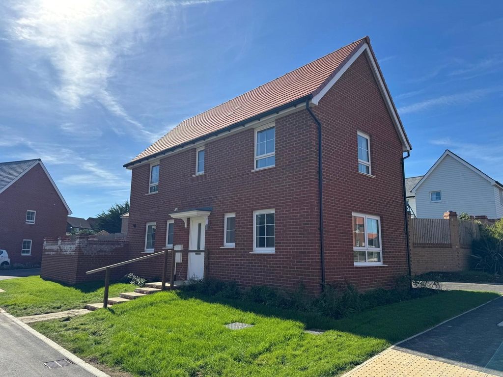 Property photo 1 of 9 External