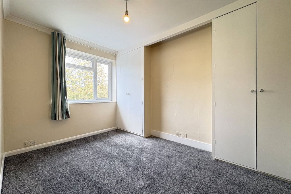 Property photo 3 of 7 Picture No. 05