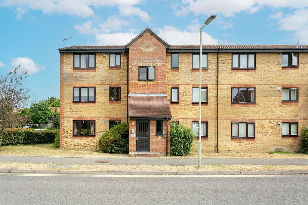 Property photo 1 of 9