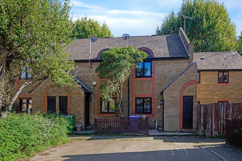 Property photo 1 of 14