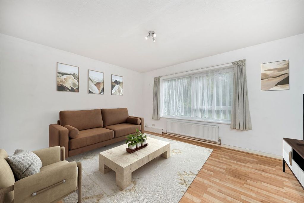 Property photo 1 of 4