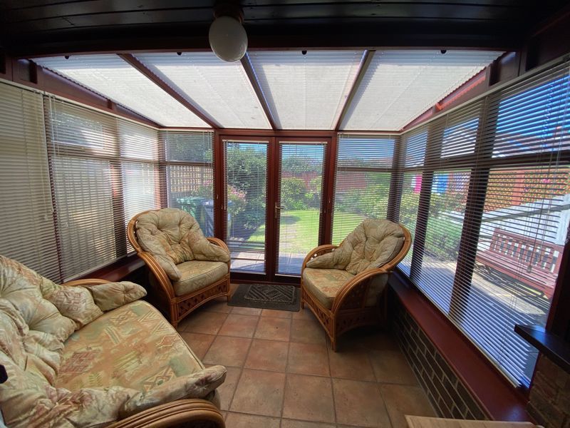 Property photo 3 of 16 Conservatory