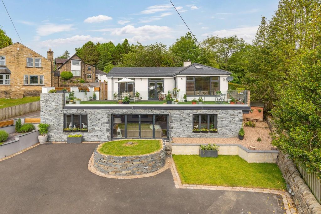 Property photo 1 of 41 31 Glen Road_06.Jpg