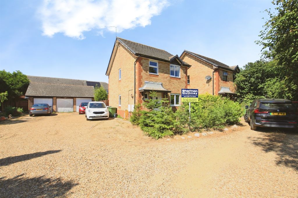 Property photo 1 of 18
