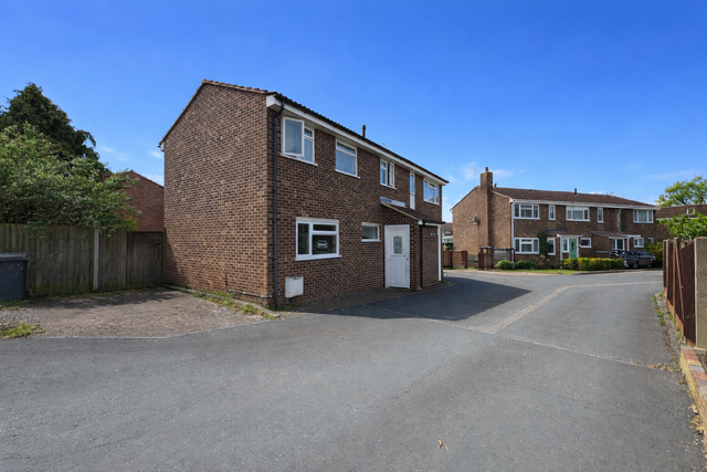 Property photo 1 of 8