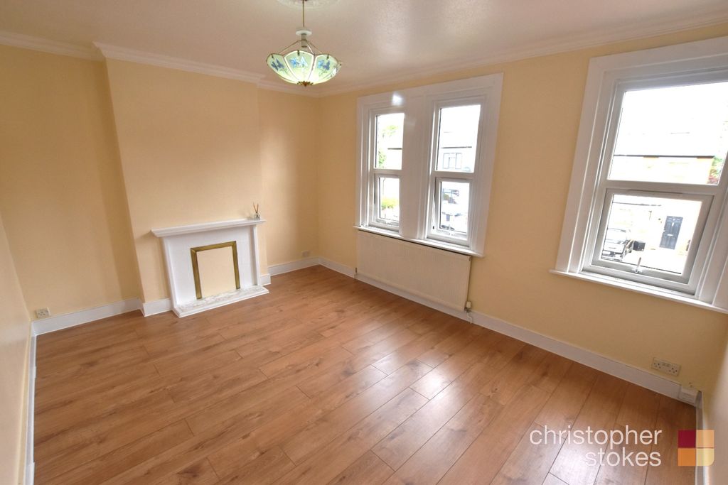 Property photo 2 of 5 4937321