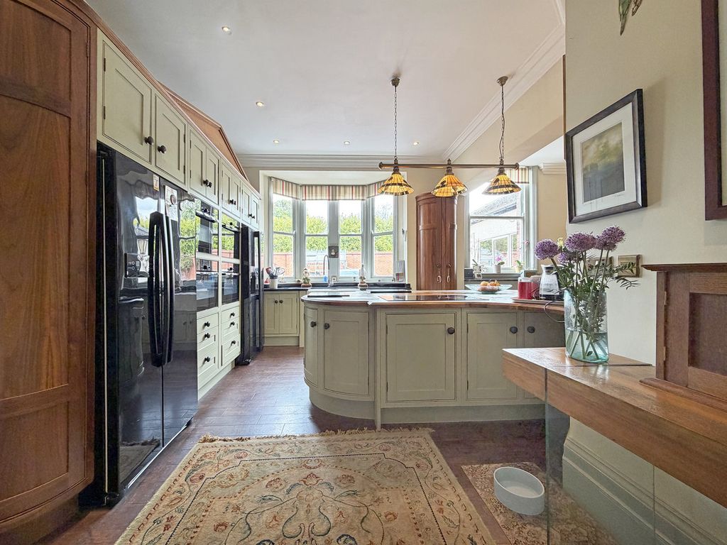Additional image 18 of 6 bed semi-detached house for saleMeadowcroft, Elwick Road, Hartlepool TS26