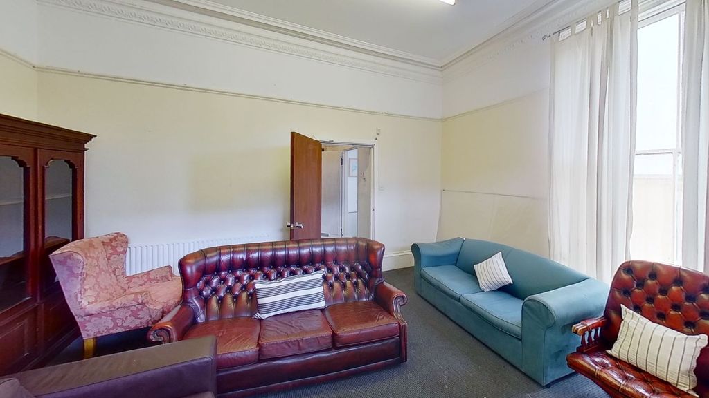 Property photo 2 of 16 Living Room