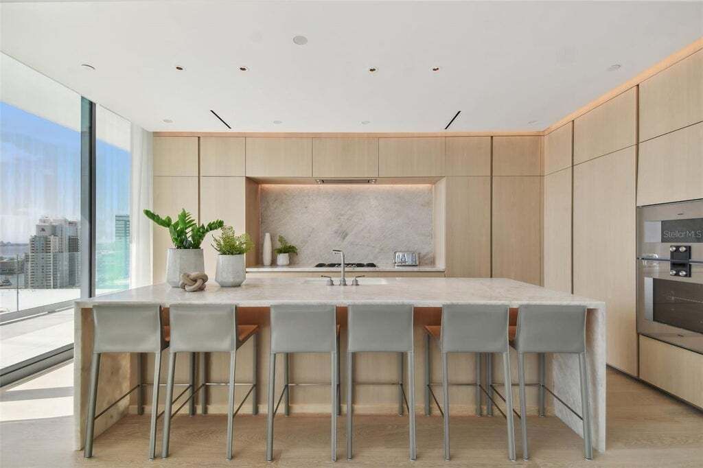 Property photo 2 of 3 <Alttext/>