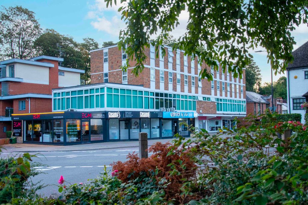 Property photo 1 of 11