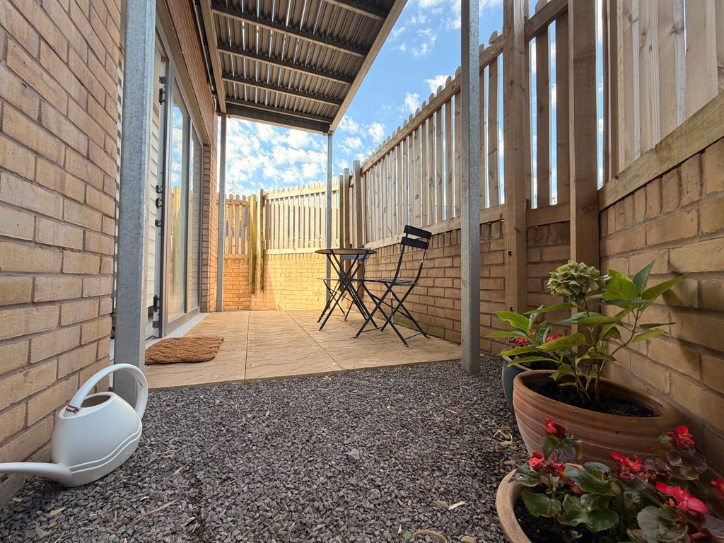 Property photo 3 of 13 Garden