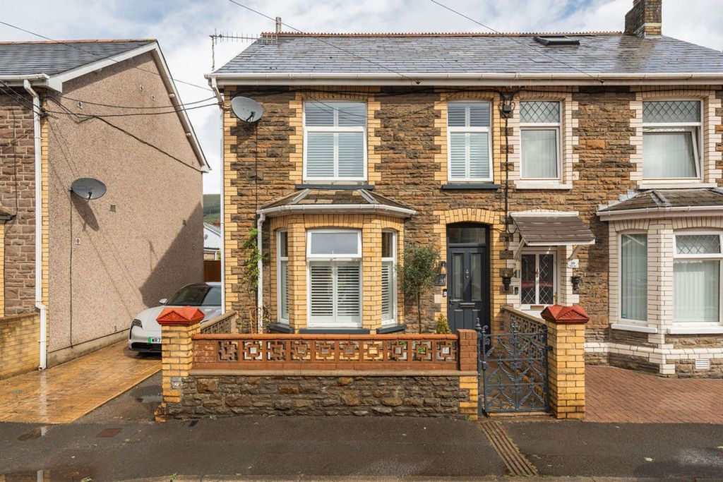 Property photo 1 of 34