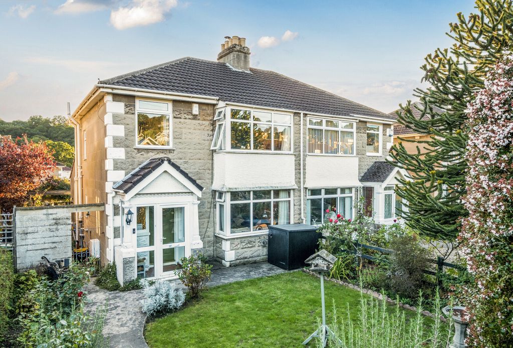 Property photo 1 of 20 Front Aspect