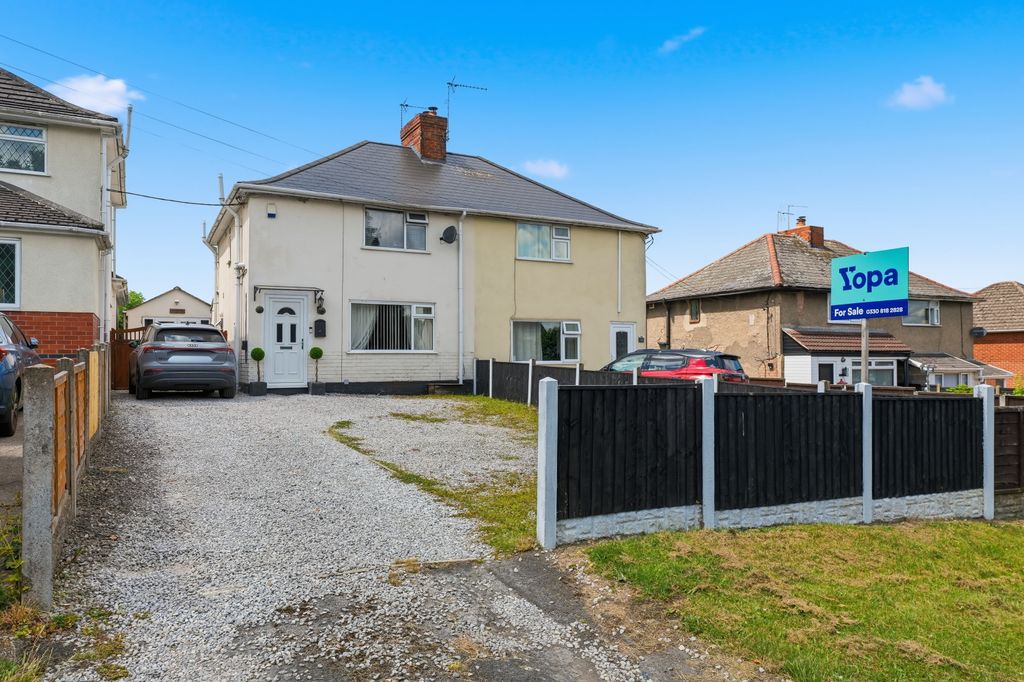 Property photo 1 of 35 P2063260