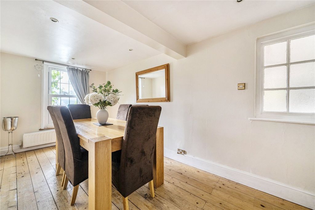 Property photo 3 of 24 Dining