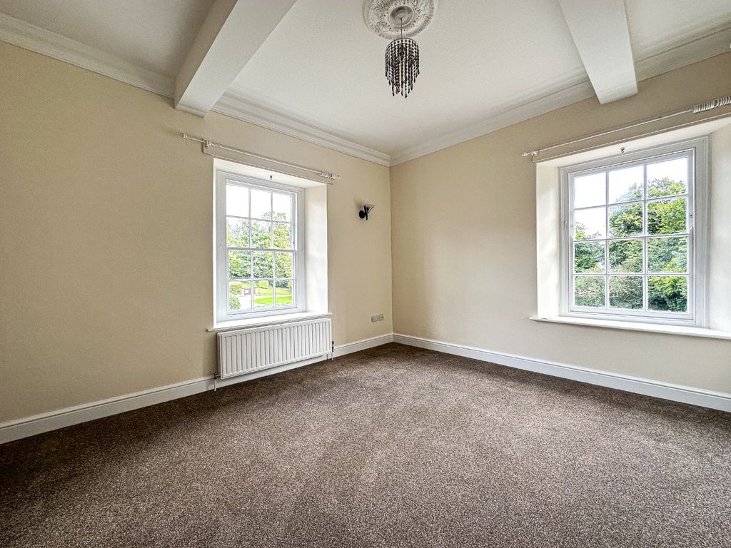 Property photo 2 of 11 4461215