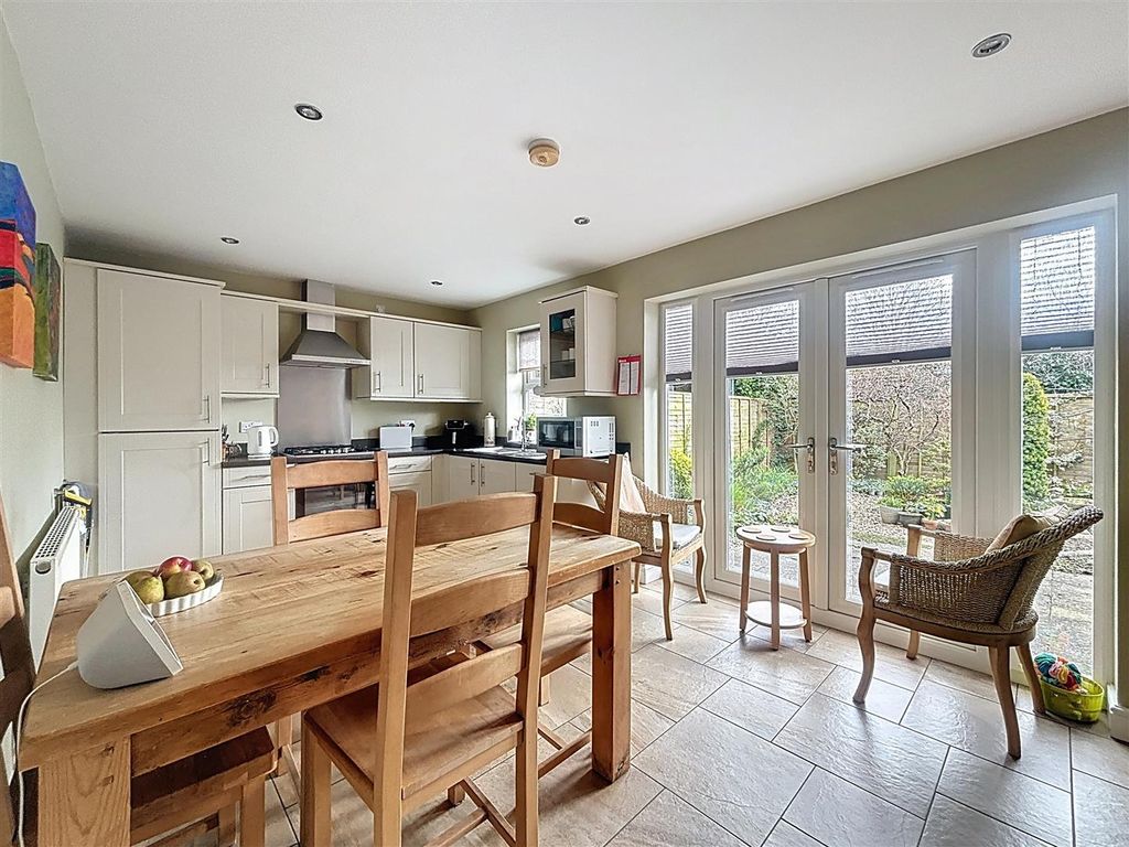 Property photo 2 of 24 Kitchen Diner