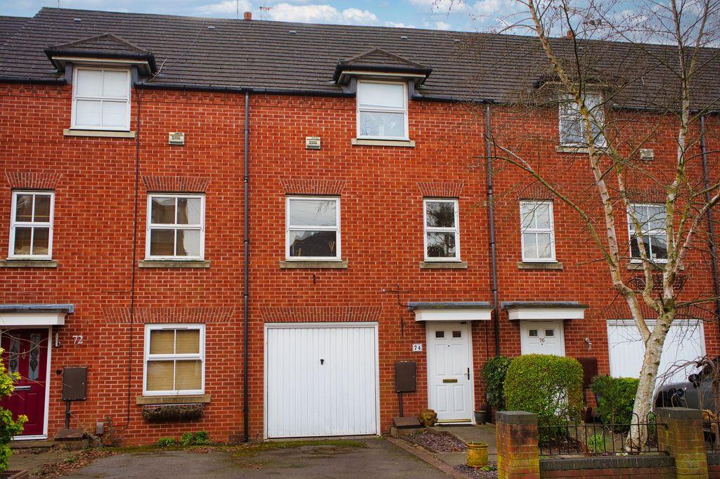 Property photo 1 of 37
