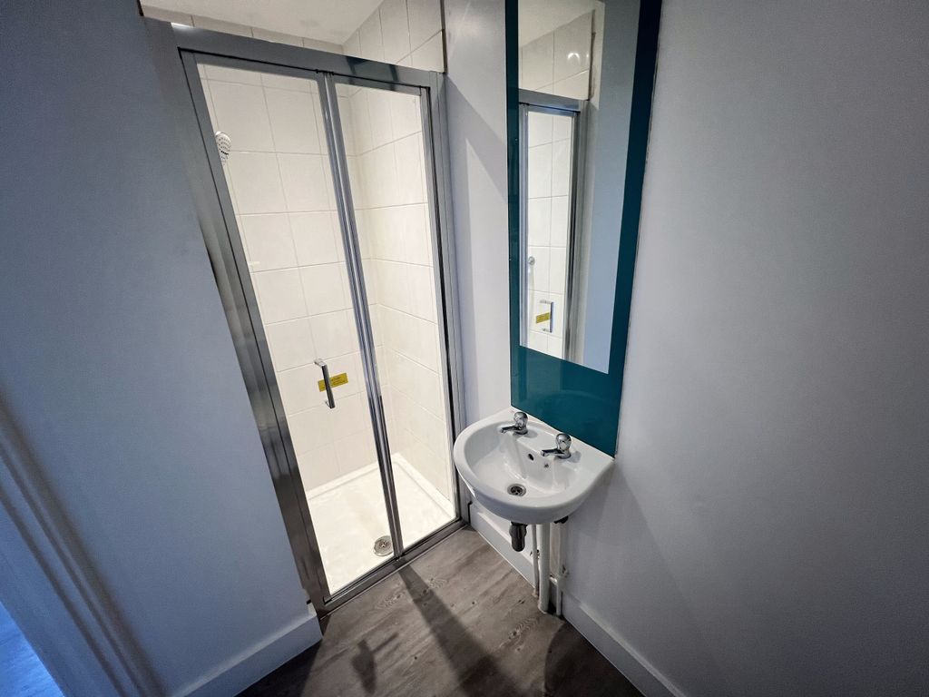 Property photo 2 of 9 4 En Suite