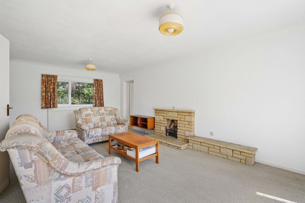 Property photo 3 of 29