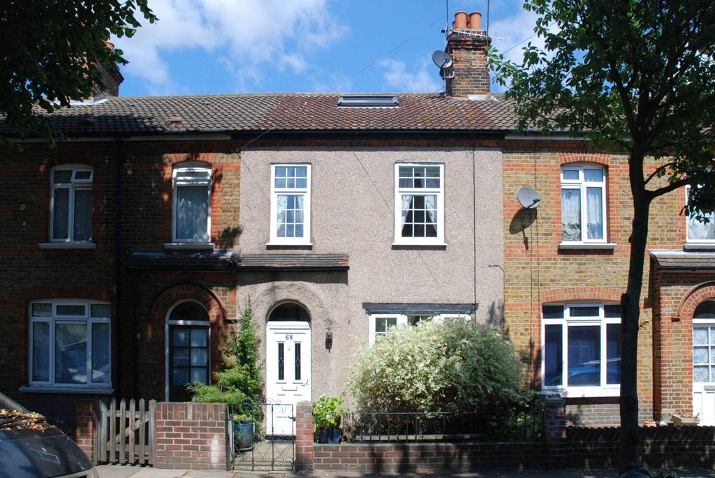 Property photo 3 of 11
