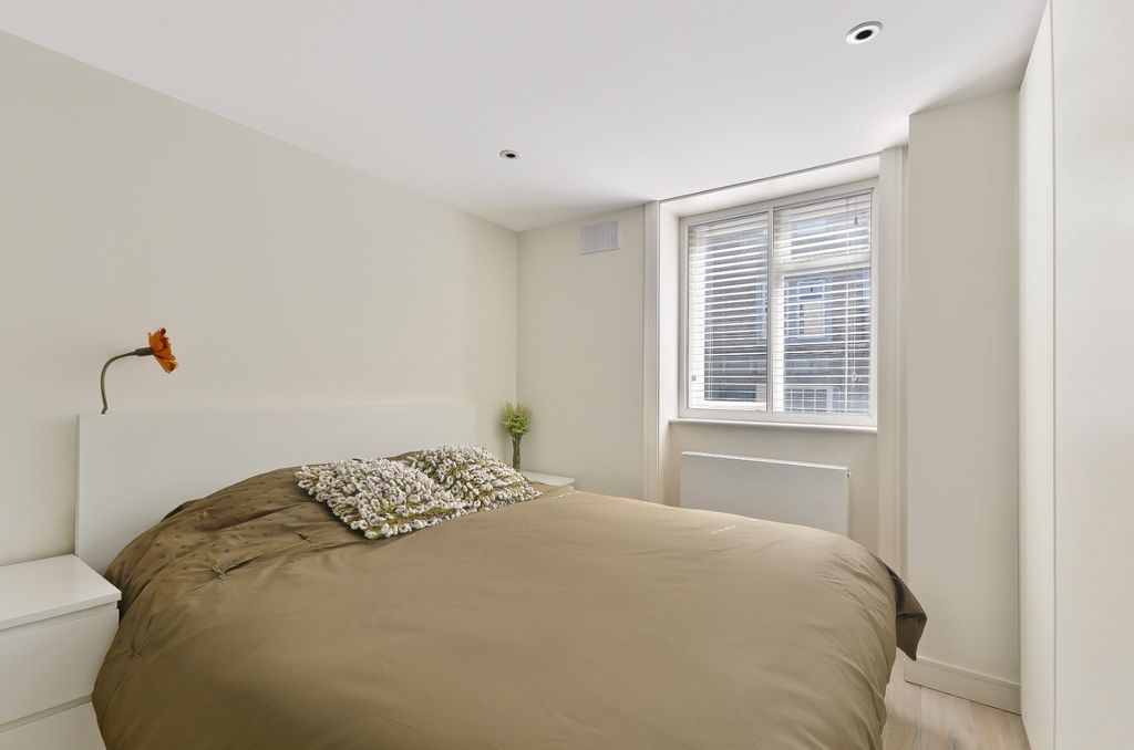Property photo 3 of 11 962635