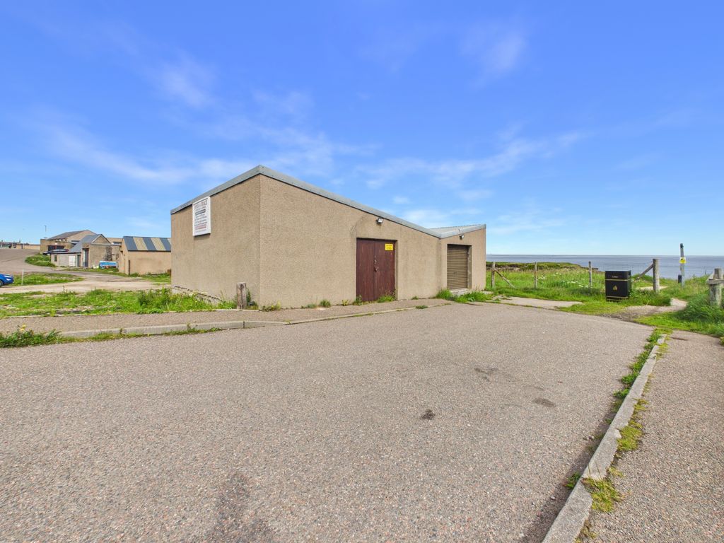 Property photo 1 of 10 Cam03481G0-Pr0162-Still010