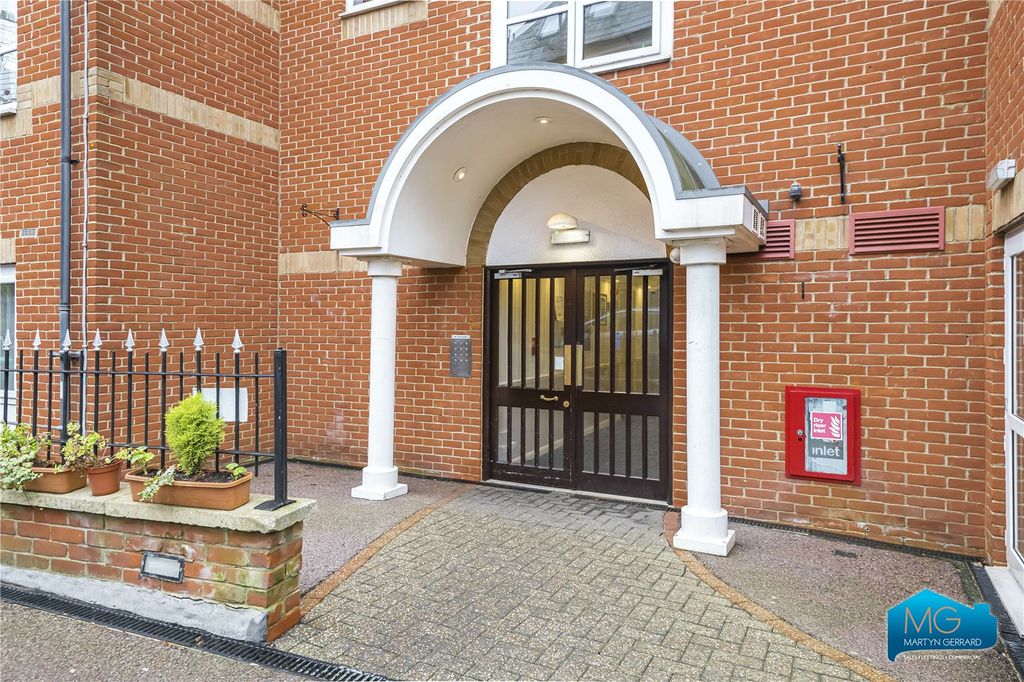 Property photo 2 of 12 Picture No. 27