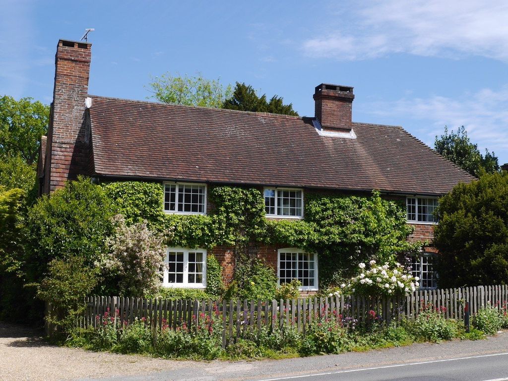 Property photo 1 of 31 Picture No. 02