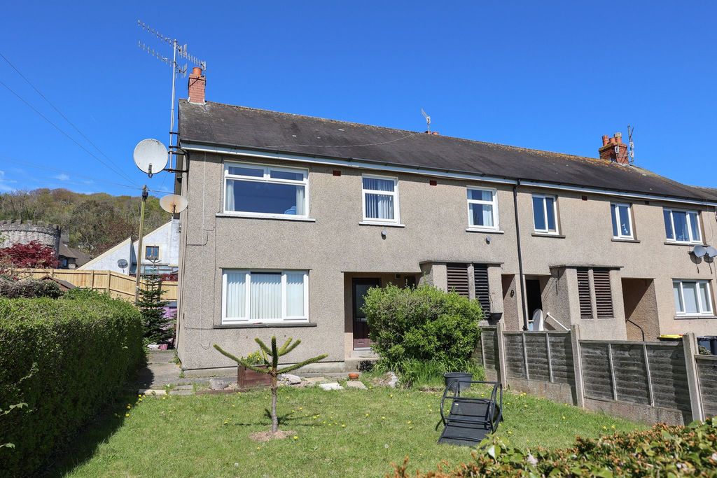 Property photo 3 of 10