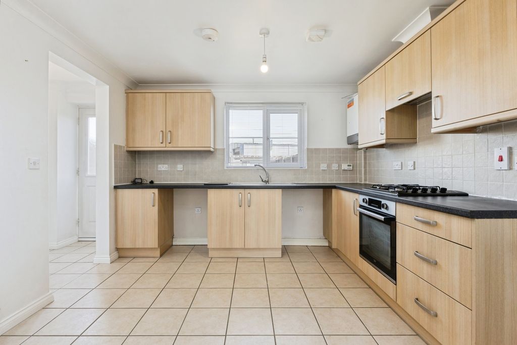 Property photo 3 of 21 Pbox-Img.Jpg