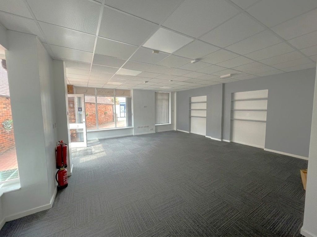 Property photo 2 of 5 Interior.Jpg