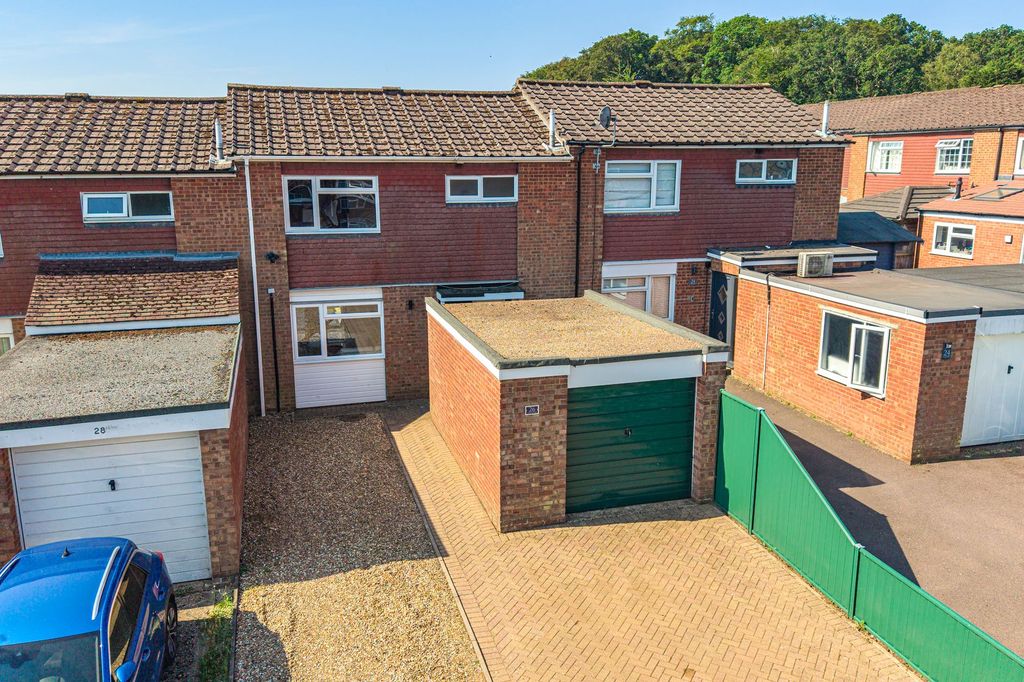 Property photo 1 of 16