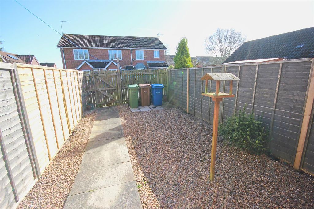 Property photo 2 of 15 Outside