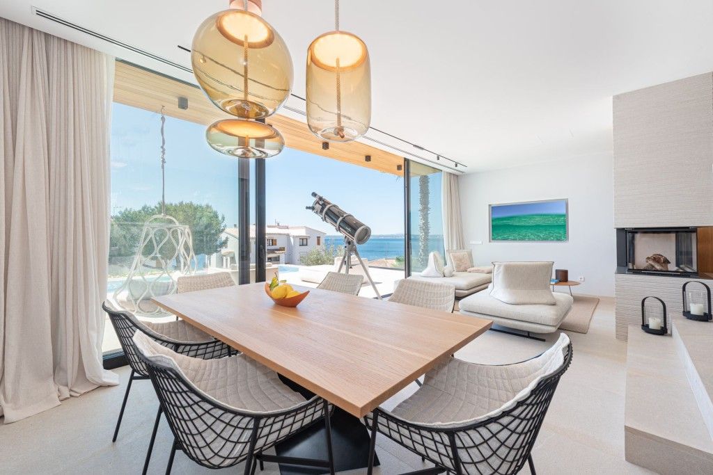 Property photo 3 of 20 Dinning Room